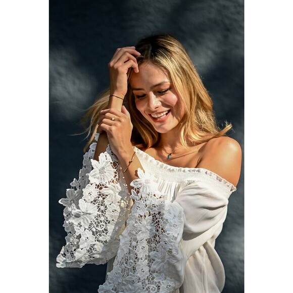 Muche & Muchette Jolie Top One Size Smocked Neckline Belled Sleeves - Picture 2 of 12